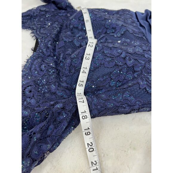 New LA FEMME Sparkle Lace Trumpet Gown Navy Size 4, Special Occasion MSRP $608 - Picture 4 of 12